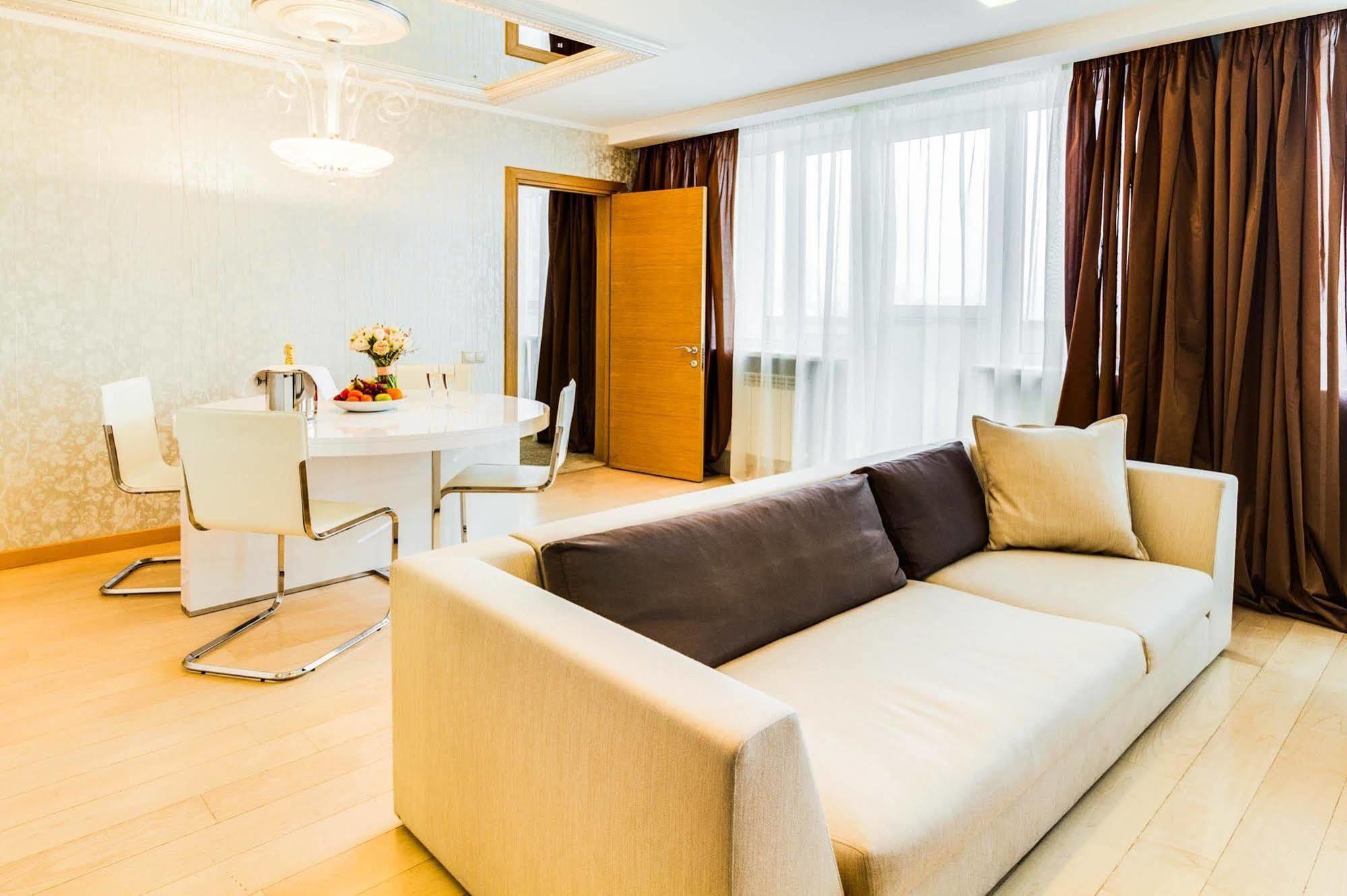 President Hotel Kiev Buitenkant foto